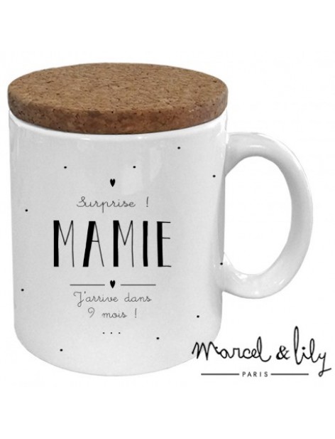 Mug "Mamie j'arrive dans 9 mois" Mug "Mamie j'arrive dans 9 mois"